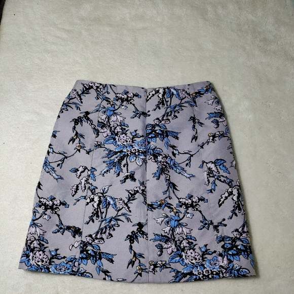 Loft skirt - Picture 3 of 9
